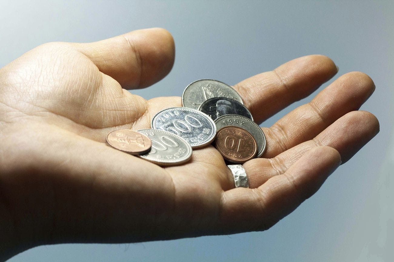 Nidhi Company 3 Money in hand